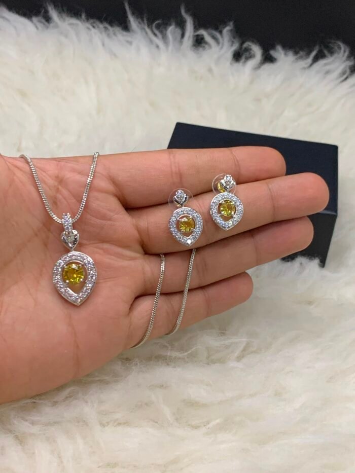 American Diamond locket Chain Set | IBS Mall