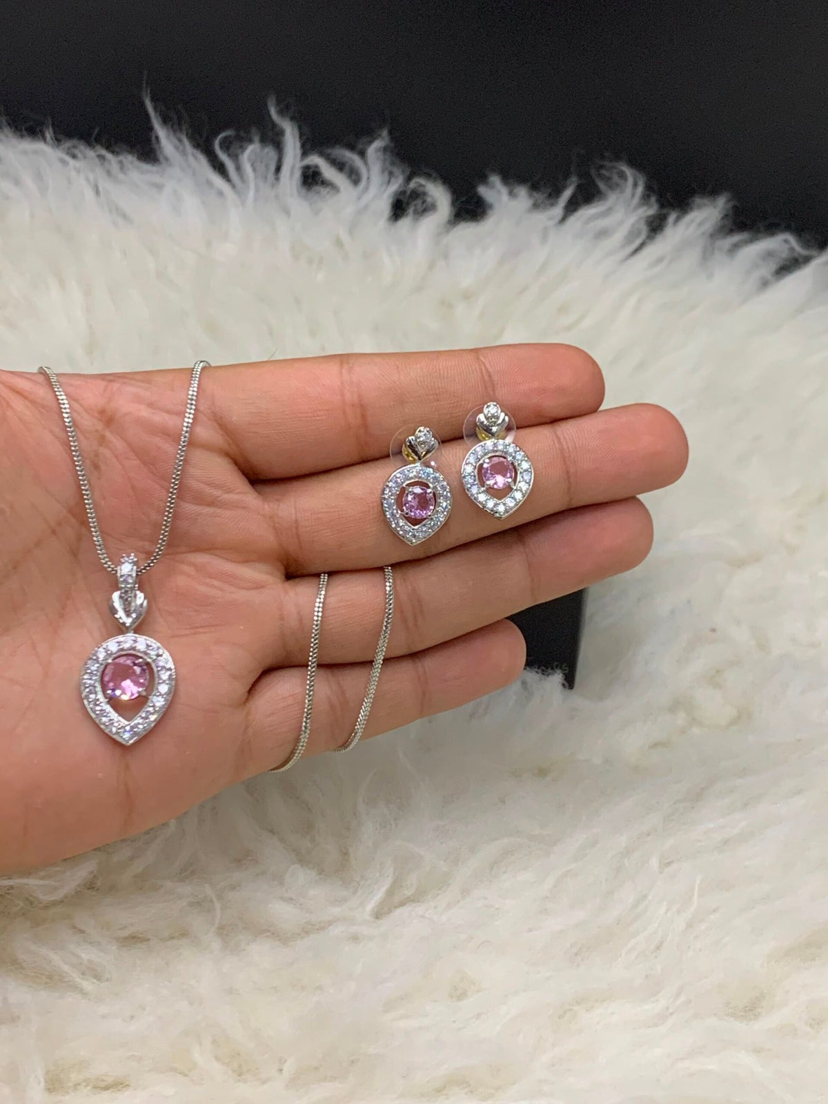 American Diamond locket Chain Set | IBS Mall